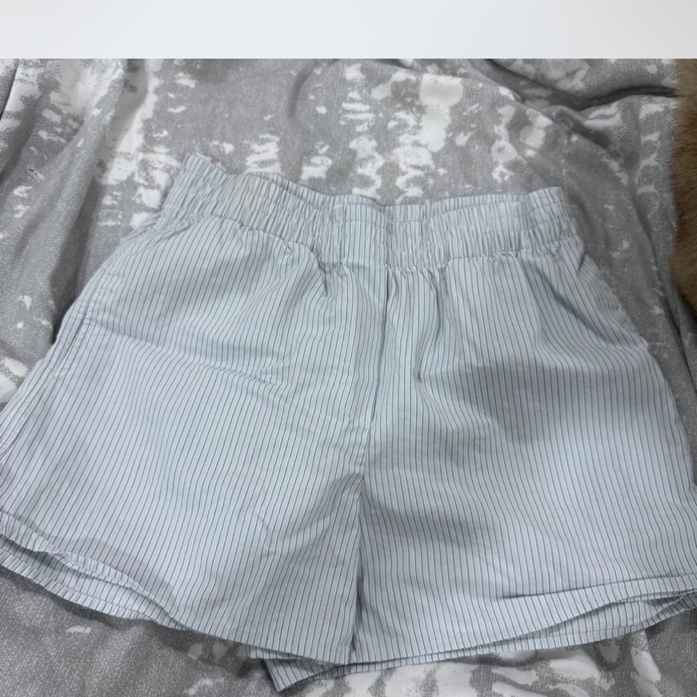 Babaton Gray Bermuda Shorts Lightweight Casual